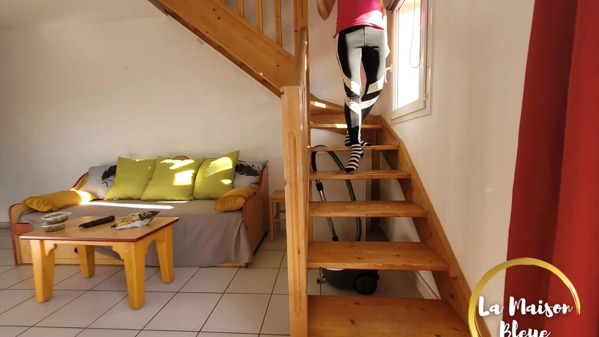 Appartement Tourisme vert, T2 avec piscines dans résidence Goelia Saint-Geniez-dʼOlt
